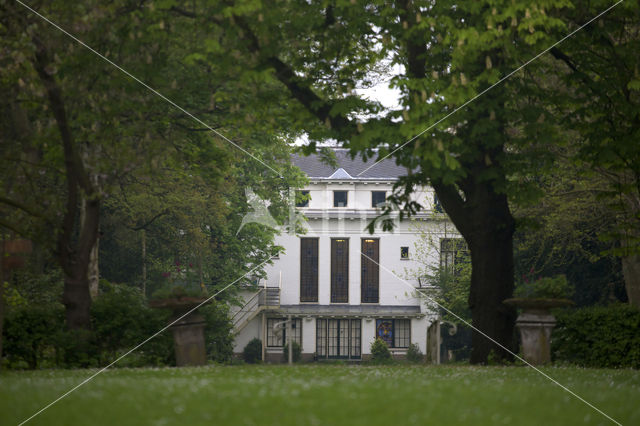 Estate De Tempel