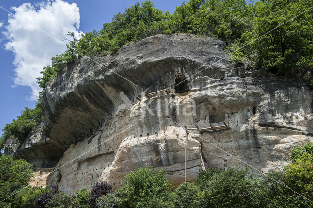 Grottes du Roc de Cazelle