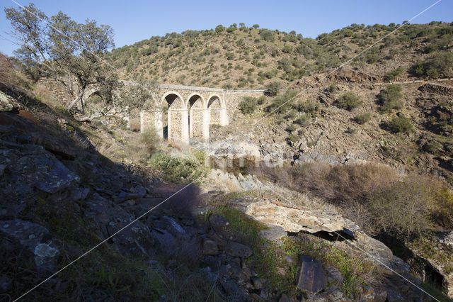 Puente Rio Salor