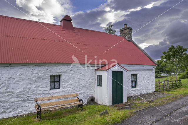 Moirlanich Longhouse