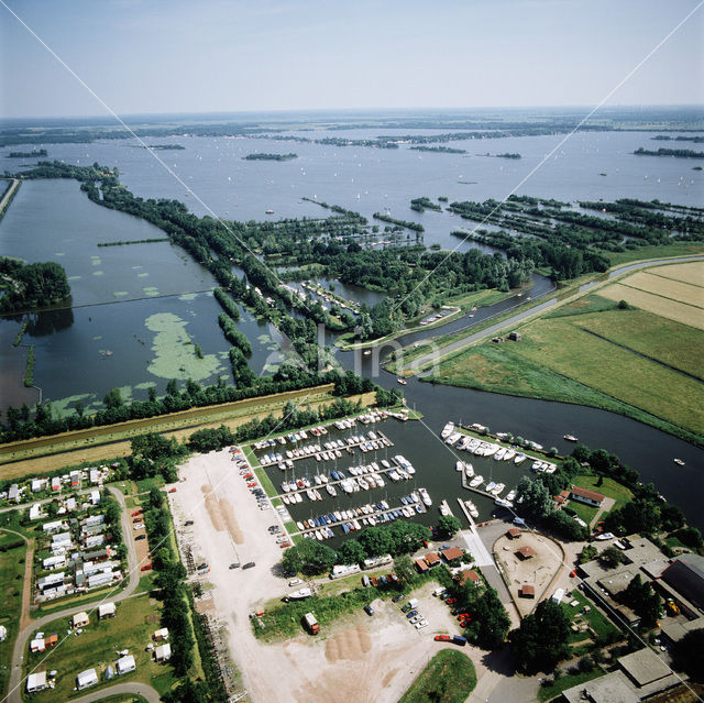 Loosdrechtse plassen