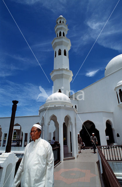Tengku Tengah Zaharah Moskee
