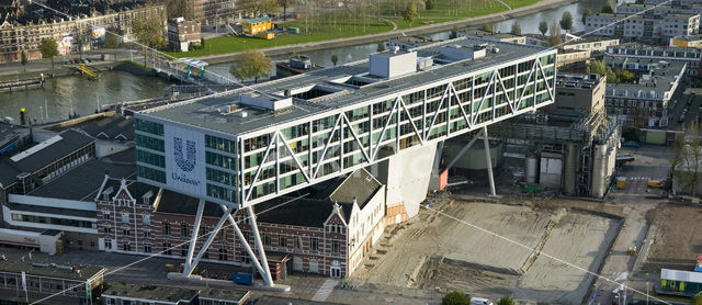 De Brug