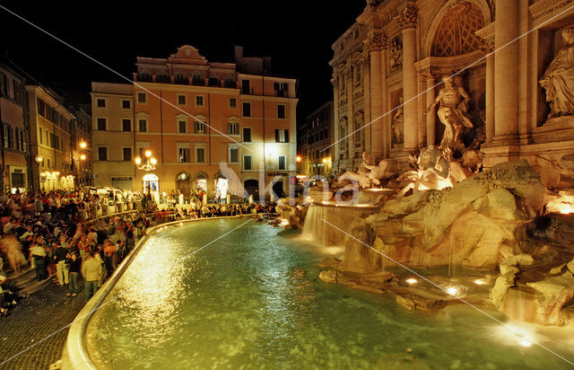 Trevi Fountain