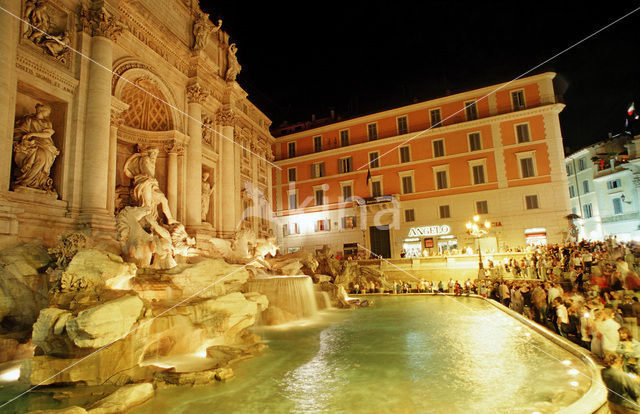 Trevi Fountain