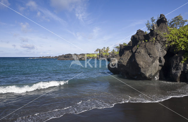 Waianapanapa State Park