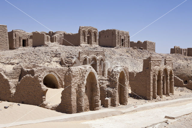 Al Bagawat Cemetery