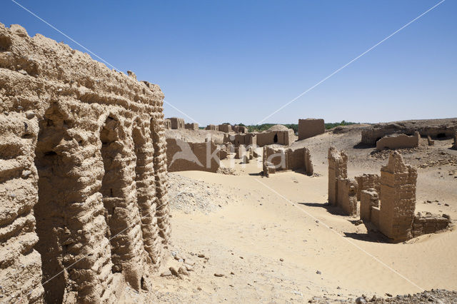 Al Bagawat Cemetery