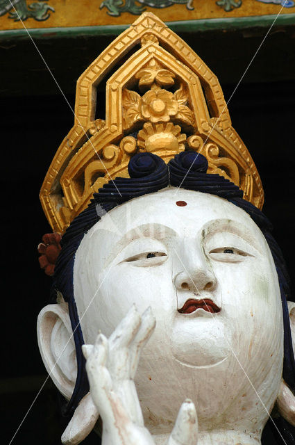 Shuanglin Temple