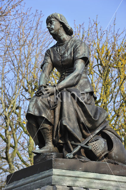 Standbeeld Jeanne d Arc