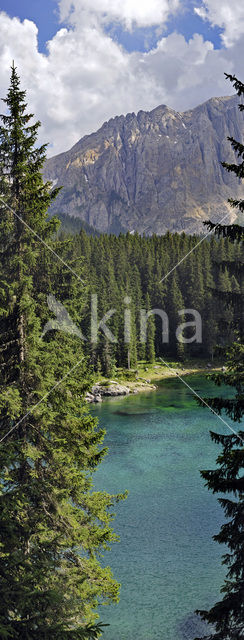 Lago di Carezza