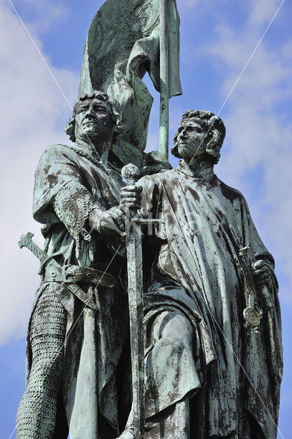 standbeeld Jan Breydel en Pieter De Coninck