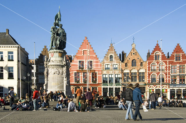 standbeeld Jan Breydel en Pieter De Coninck