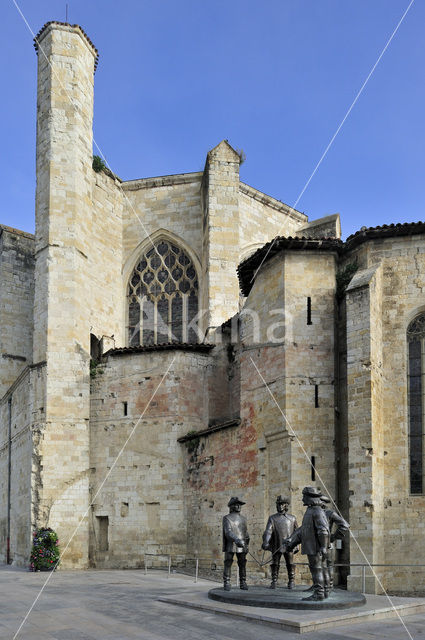 Statue d'Artagnan and The Three Musketeers