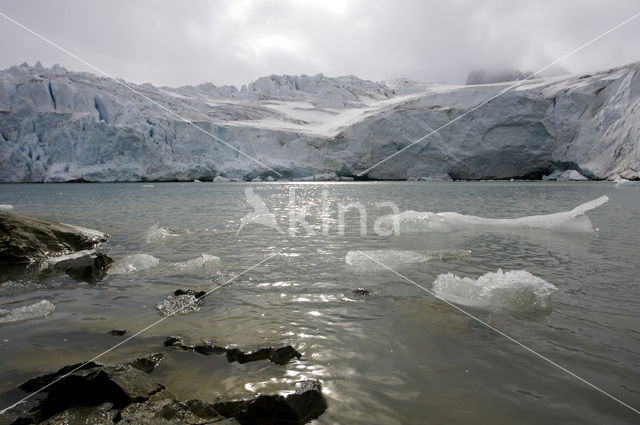 Chauveaubreen glacier