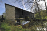 Pont de bois couvert