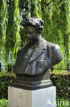 Standbeeld Felix Timmermans